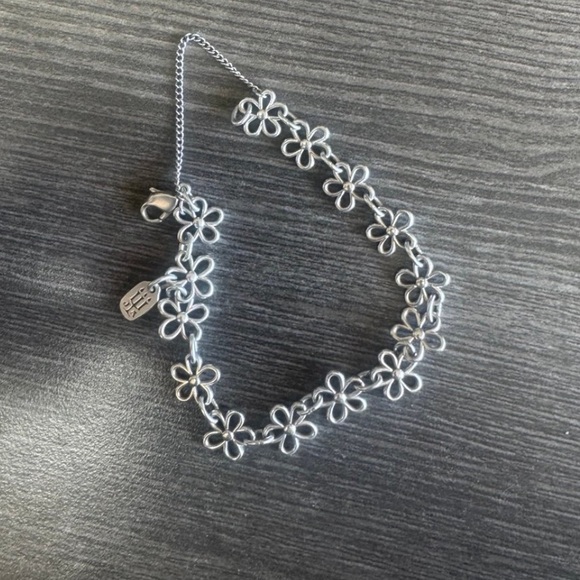 James Avery Jewelry - James Avery daisy bracelet